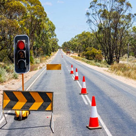 Thermoplastic road marking paint